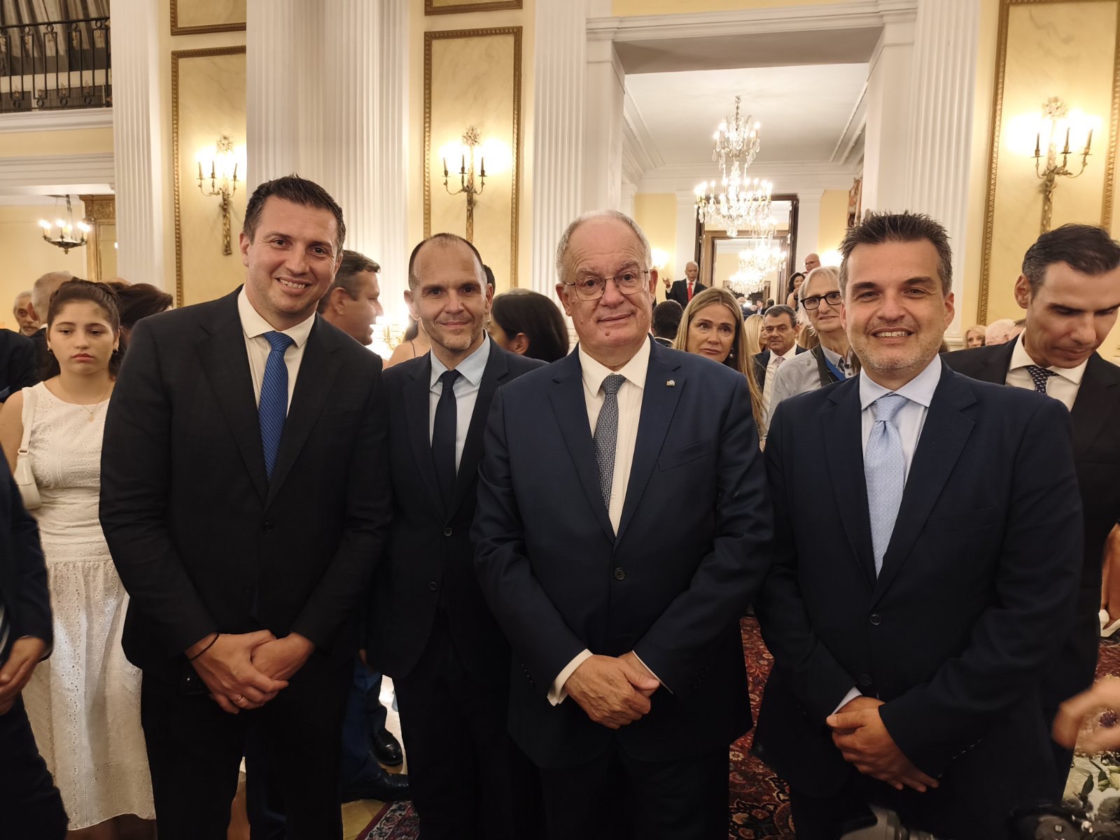 Αντιπροσωπεία του ΣΗΠΕ στη γιορτή για τα 52 χρόνια από την αποκατάσταση της Δημοκρατίας